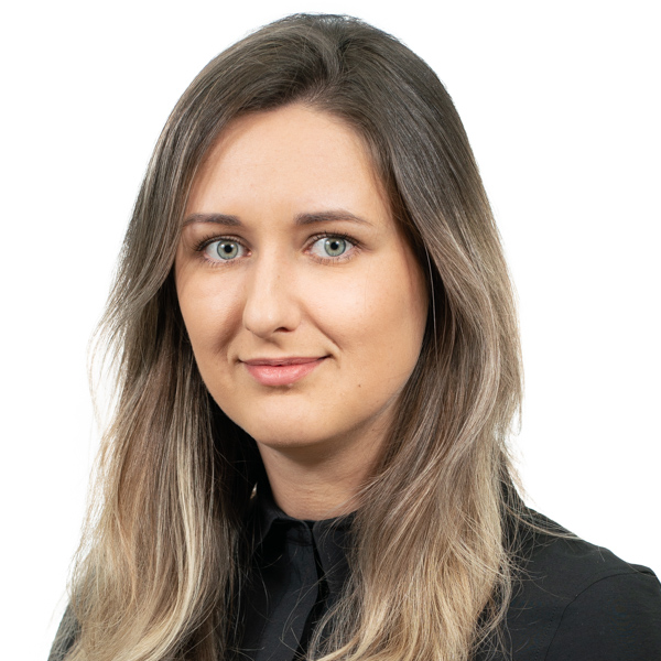 Aleksandra Rowe | Lawyer | Associate | Real Estate | United Kingdom ...