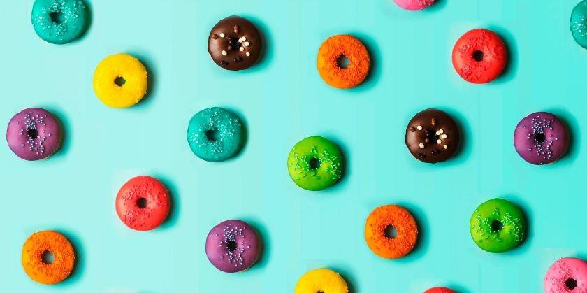 Colorful donut background - 840 x 420