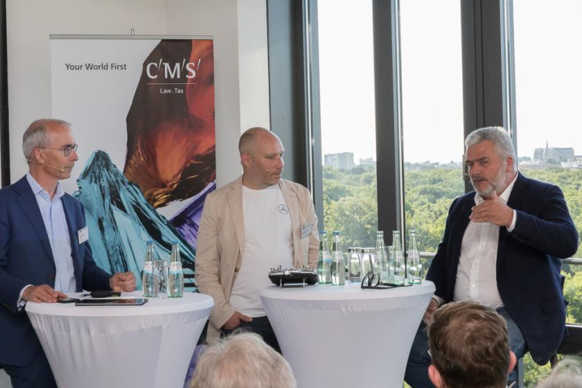 Dr. Markus H&auml;user, Martin Schindele, Dr. Juergen Erbeldinger (v.l.n.r.)