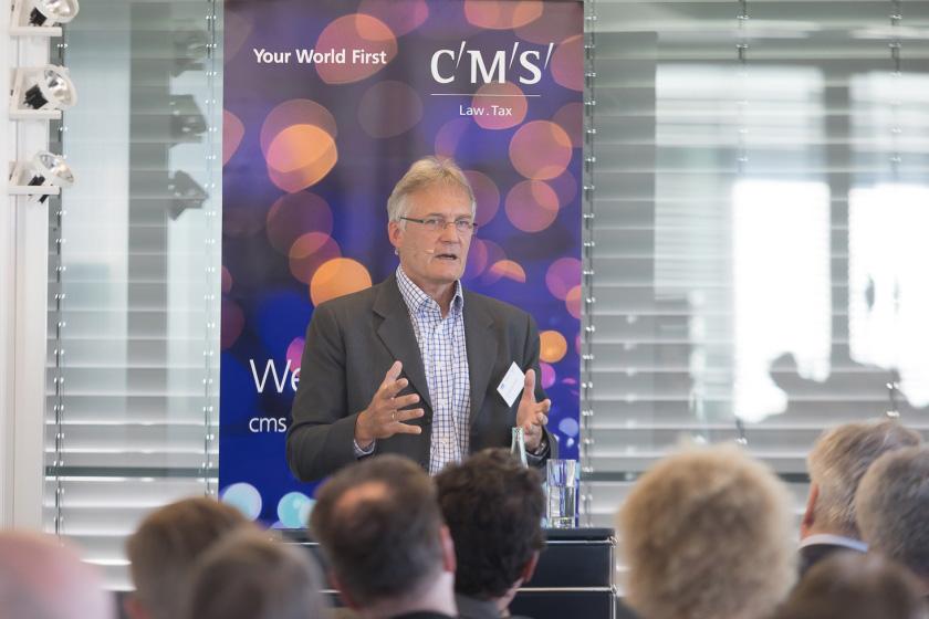 Dr. Alexander Scheidt