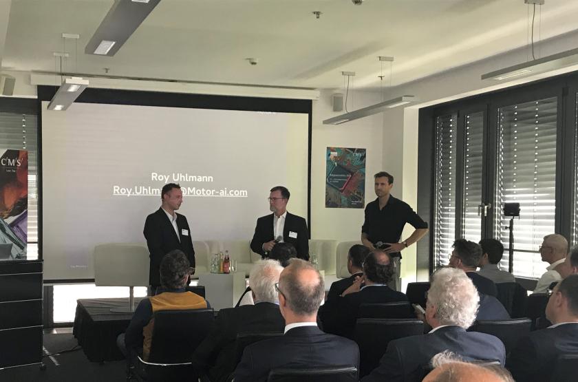 Roy Uhlmann, Dr. Gerd Leutner und Dr. Wolfgang Gr&uuml;ndinger (v.l.n.r.)