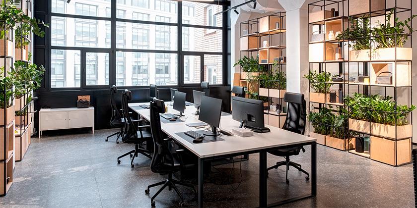 Modern loft office interior with furniture 840x420.jpg