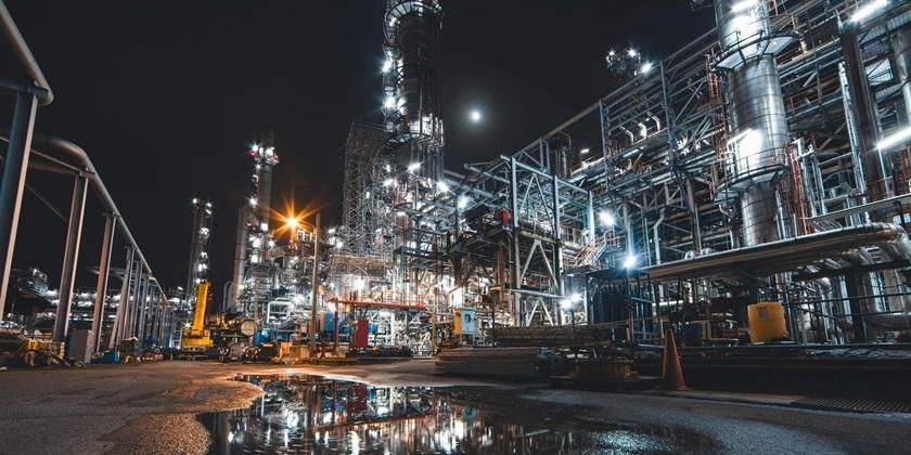 Night plant industrial 840x420