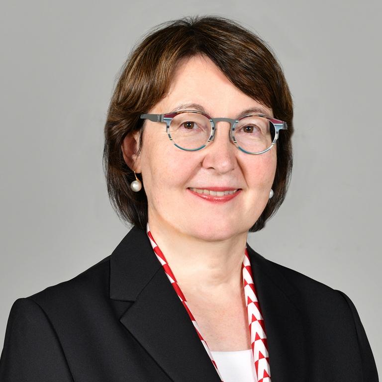 Ulrike Glueck