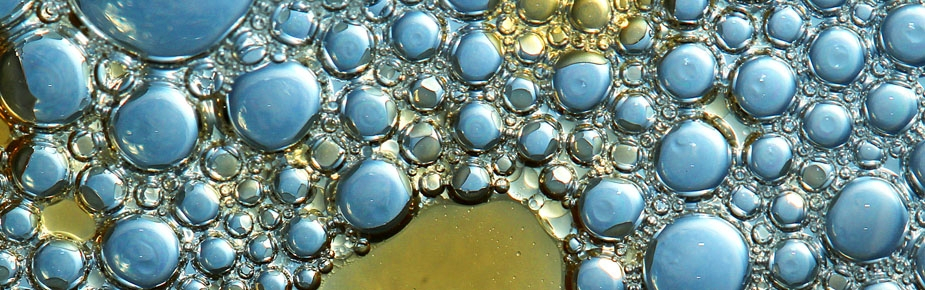 blue and gold water bubbles
