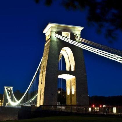 Bristol Bridge - 600 x 600