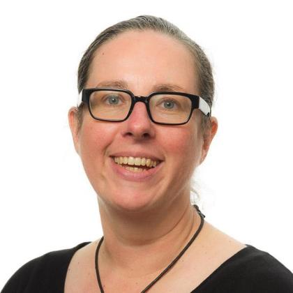 Liz Williams headshot 600x600
