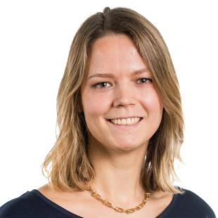 Julia Czaplinska-Pakowska- 600 x 600