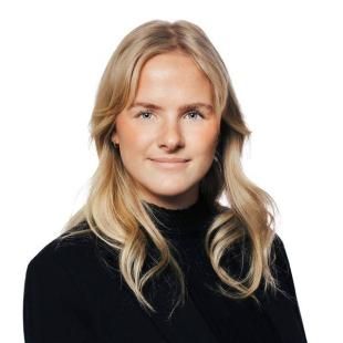 Portr&auml;tt av evelina lind.jpg