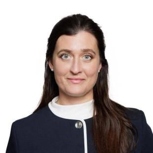 Portrait of Otti Bruckshaw-9-Edit_small_sRGB.jpg