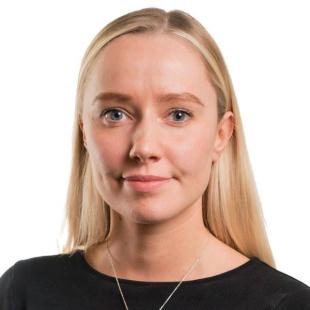 Portrait of Rachel Smart