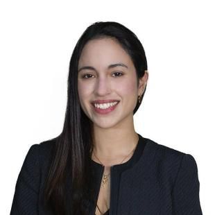 Alejandra Ara Abogada de Perú