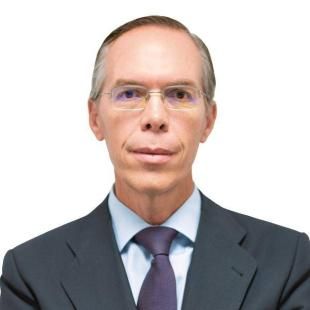 Portrait of Ignacio Grangel, socio de CMS