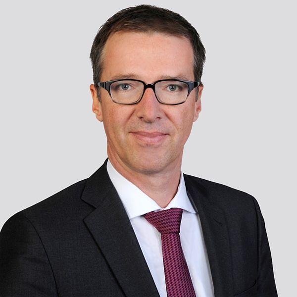 Peter Endres - Commercial Lawyer In Munich