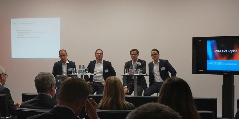 Dr. Maximilian Grub, Dr. Kai Wallisch, Dr. Rolf Hempel und Dr. Tobias Grau (v.l.n.r.)