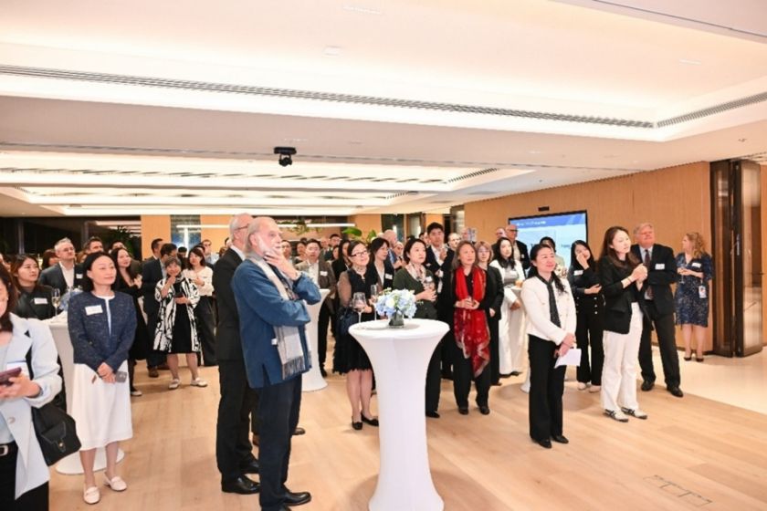 Shanghai Relocated Office 2.jpg