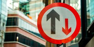 road sign 840 x 420 arrows